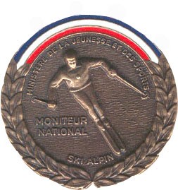 Médaille de moniteur national de ski alpin, Ministère de la Jeunesse et des Sports